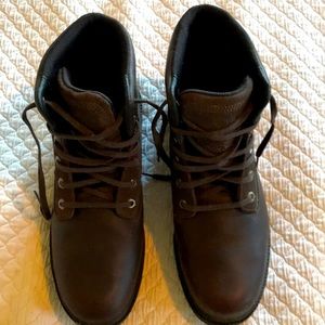 Size 11 brown Timberland Hoverlite boots